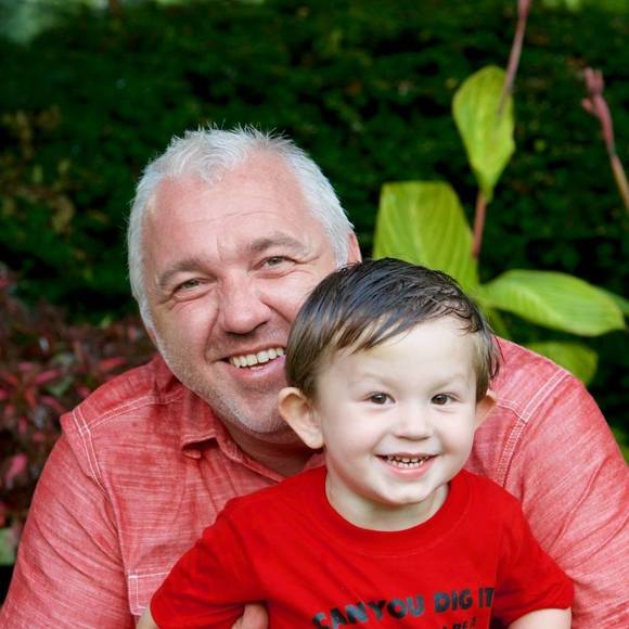 Meet your Blessed Posher 🥰 Christine. Blessed mother of 3 amazing babies ❤️ - Picture 2 of 9